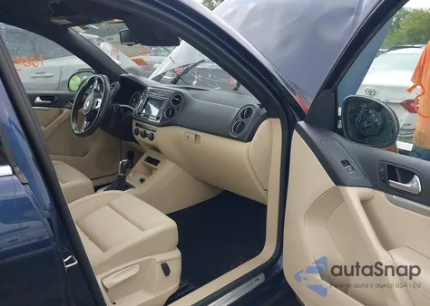 2016 Volkswagen Tiguan R-Line from USA, damaged, VIN WVGBV7AX5GW084608